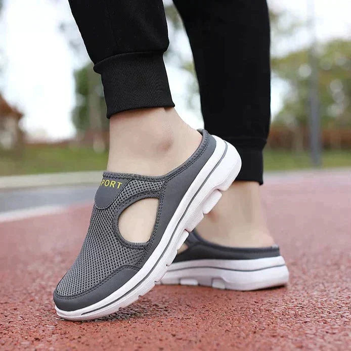 Damen Slip-On-Pantoletten aus Mesh mit seitlichen Ausschnitten | Zeitlos