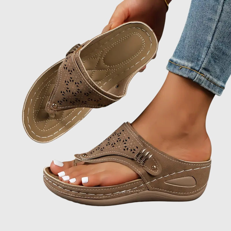 Orthopädische Sandalen