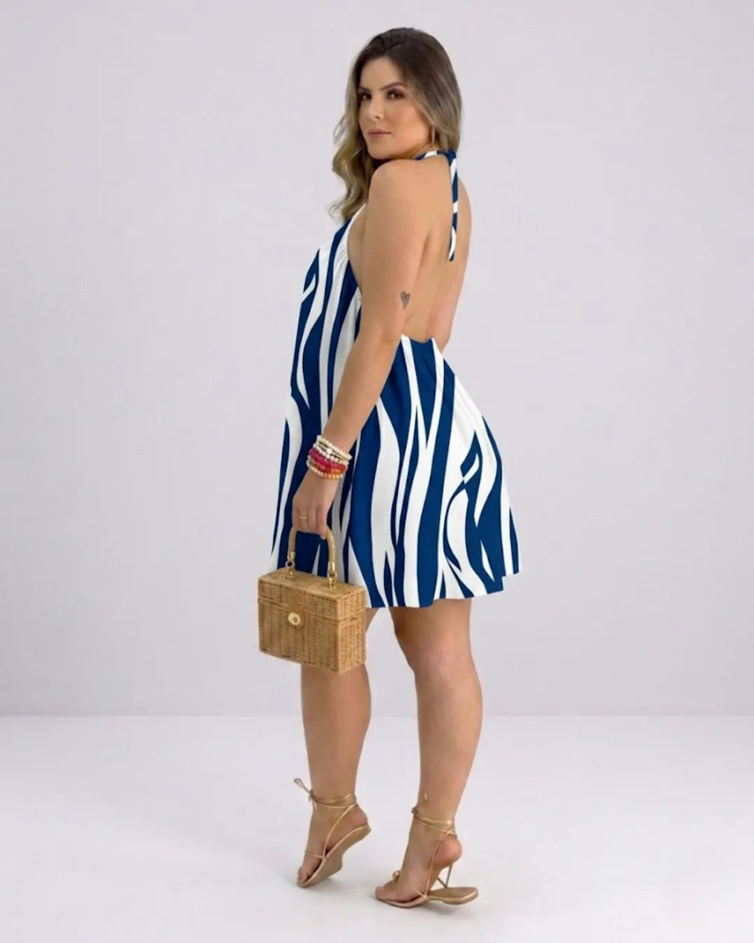 Damen Neckholder Hängerkleid – Tropisches Minikleid mit Blumendruck | Strandkleid