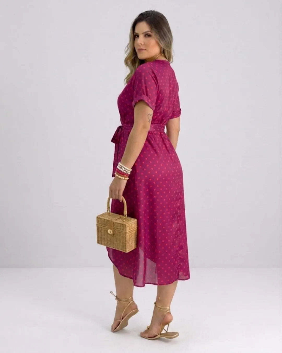 Damen Punkte Wickelkleid – Retro Midi Sommerkleid mit V-Ausschnitt & Schlitz
