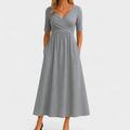 Elegantes Midi-Kleid