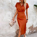 Damen Midikleid mit V-Ausschnitt