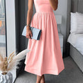 Tailliertes Midikleid mit Spaghettiträgern