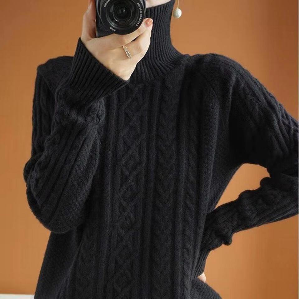 Gestrickter Rollkragenpullover