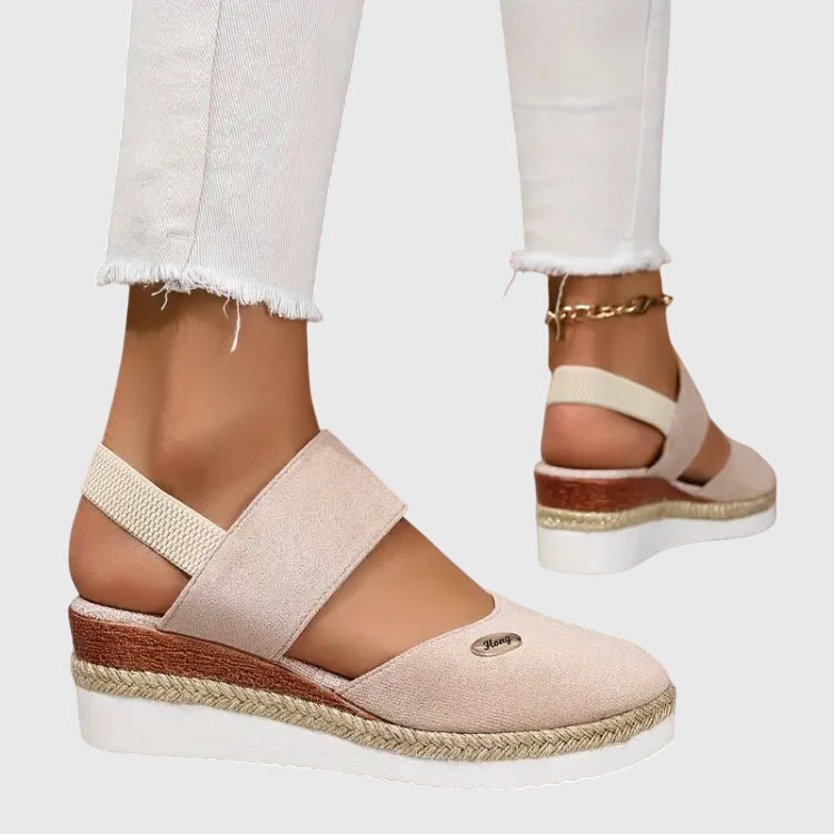 Orthopädische Sandalen
