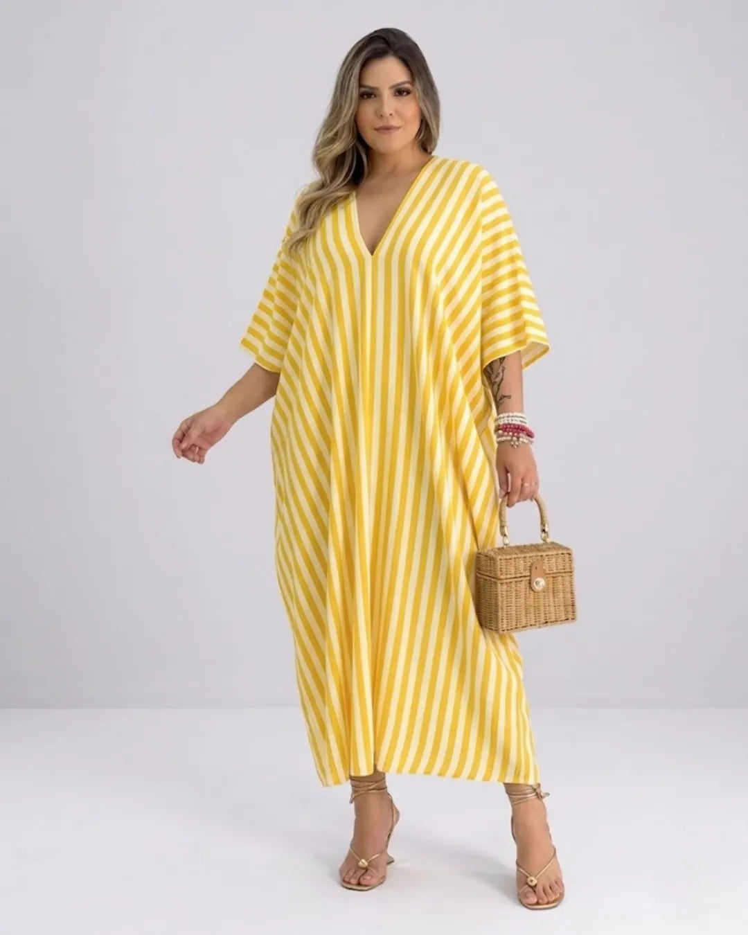 Damen Kaftan Maxikleid – Luftiges Streifenkleid mit tiefem V-Ausschnitt & Fledermausärmeln