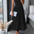 Tailliertes Midikleid mit Spaghettiträgern
