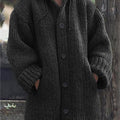 Lange, übergroße Strickjacke mit Kapuze