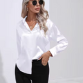 Satinbluse mit langen Ärmeln