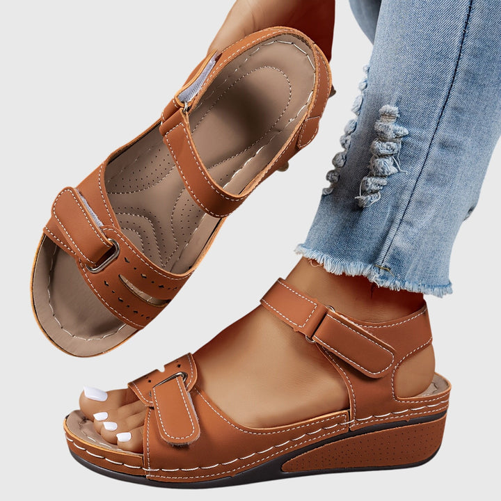 Orthopädische Sandalen