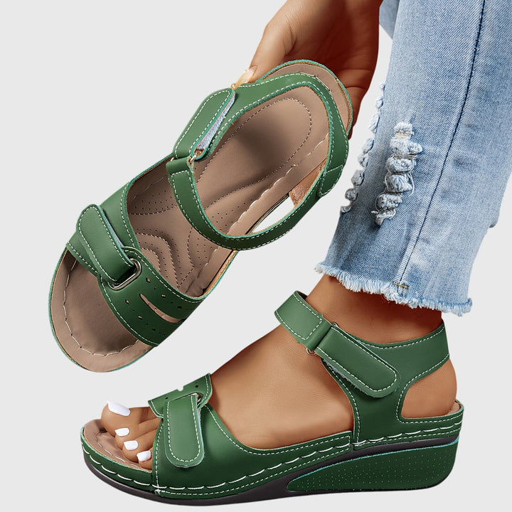 Orthopädische Sandalen