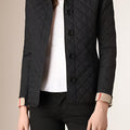 Eine elegante leichte Jacke aus Seide und Baumwolle