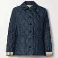 Eine elegante leichte Jacke aus Seide und Baumwolle