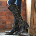 Orthopädische Stiefel