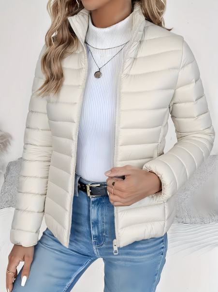Elegante und leichte Daunenjacke
