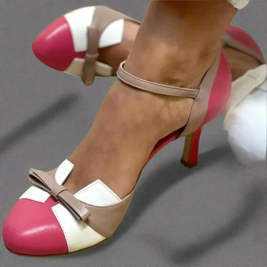 Damen Klassische Pumps mit Schleifenriemen und mittlerem Absatz