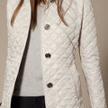 Eine elegante leichte Jacke aus Seide und Baumwolle