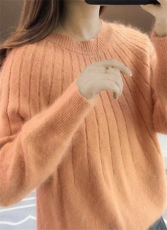 Fluffige gestrickter Pullover