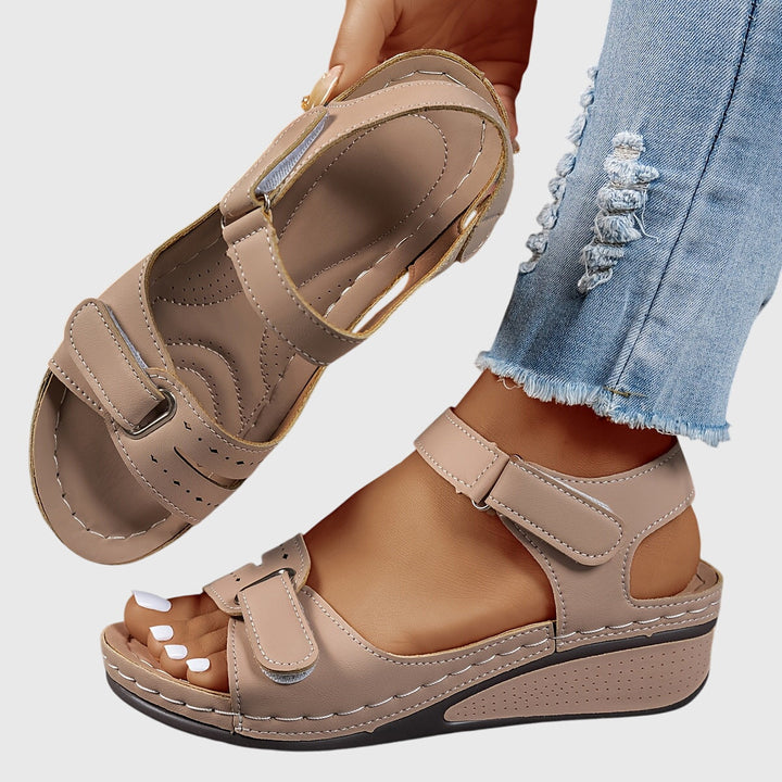 Orthopädische Sandalen