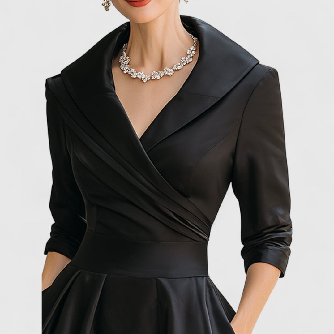 Elegantes Midi-Kleid