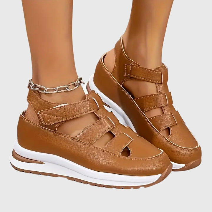Orthopädische Sandalen
