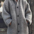 Lange, übergroße Strickjacke mit Kapuze