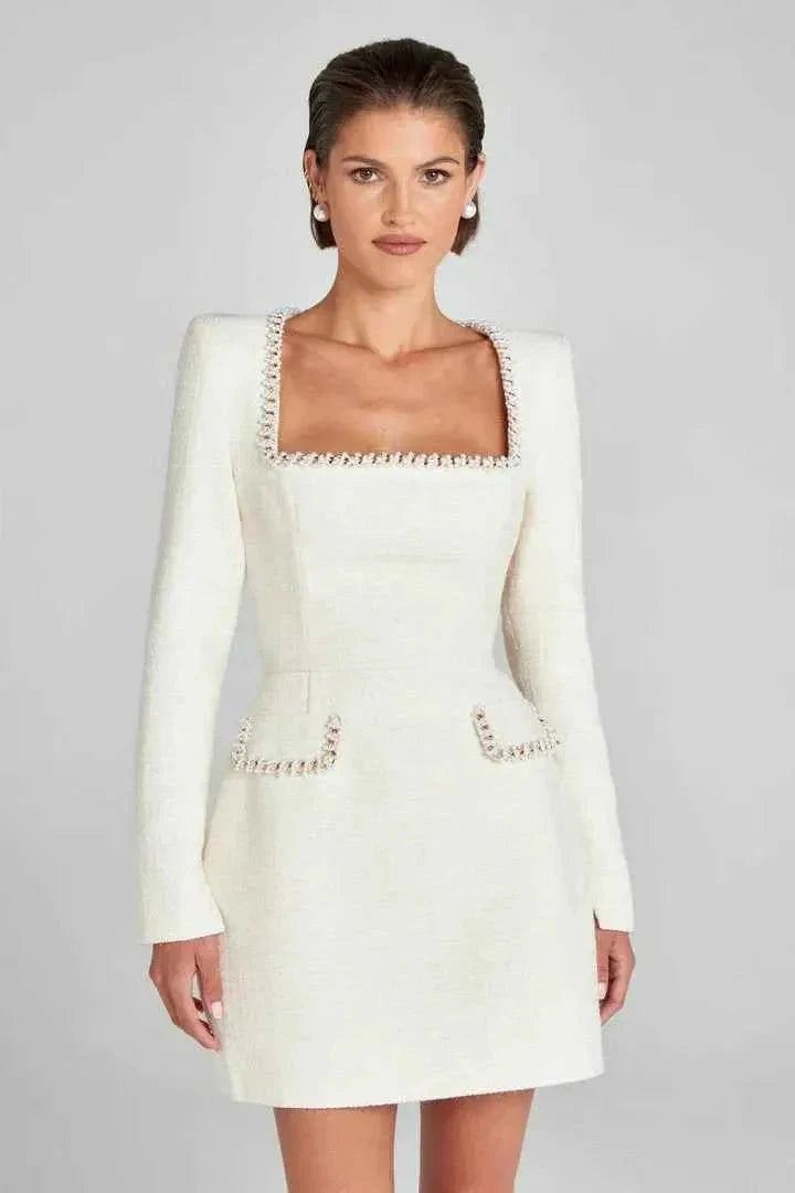 Langarm Minikleid aus Tweed mit Perlendetails