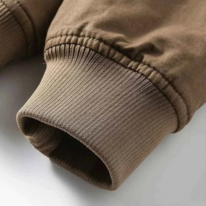 Isolierte Winterjacke
