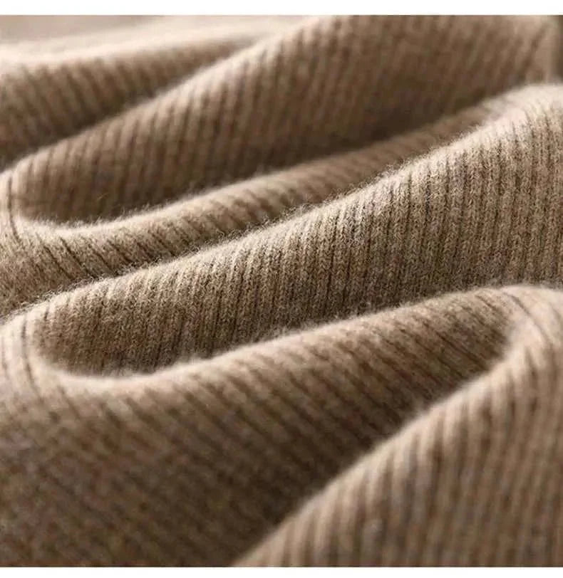 Weite Strickhose aus echter Wolle mit Tunnelzug