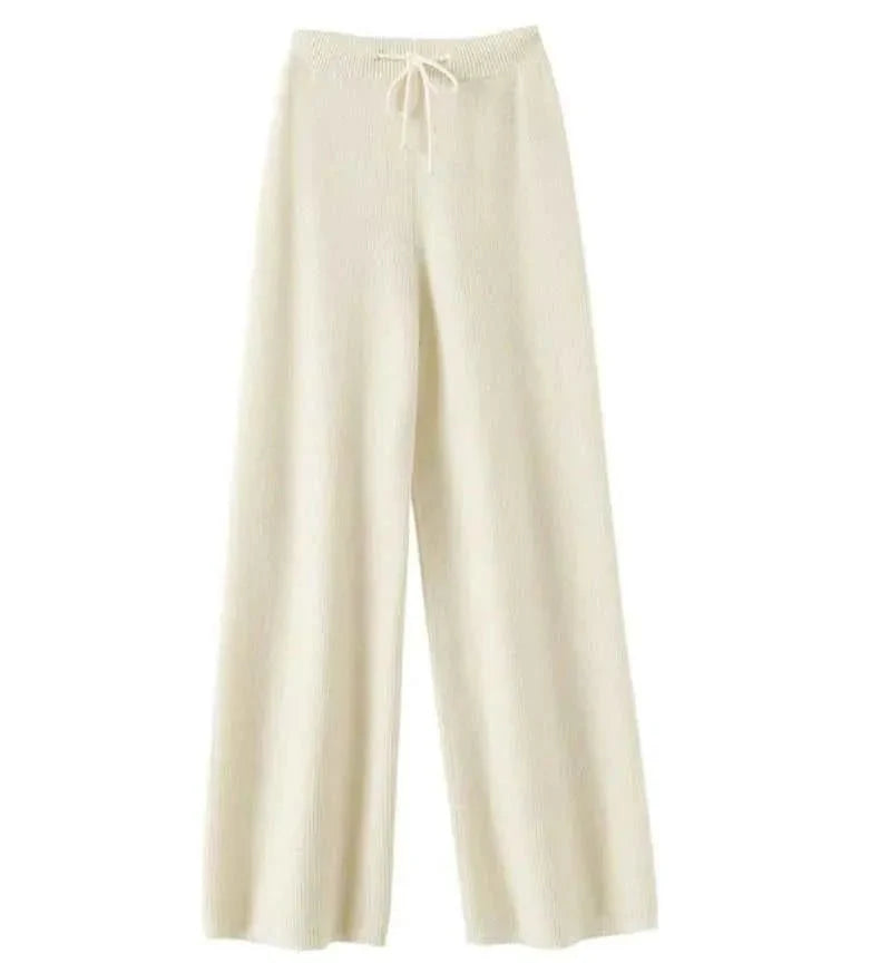 Weite Strickhose aus echter Wolle mit Tunnelzug