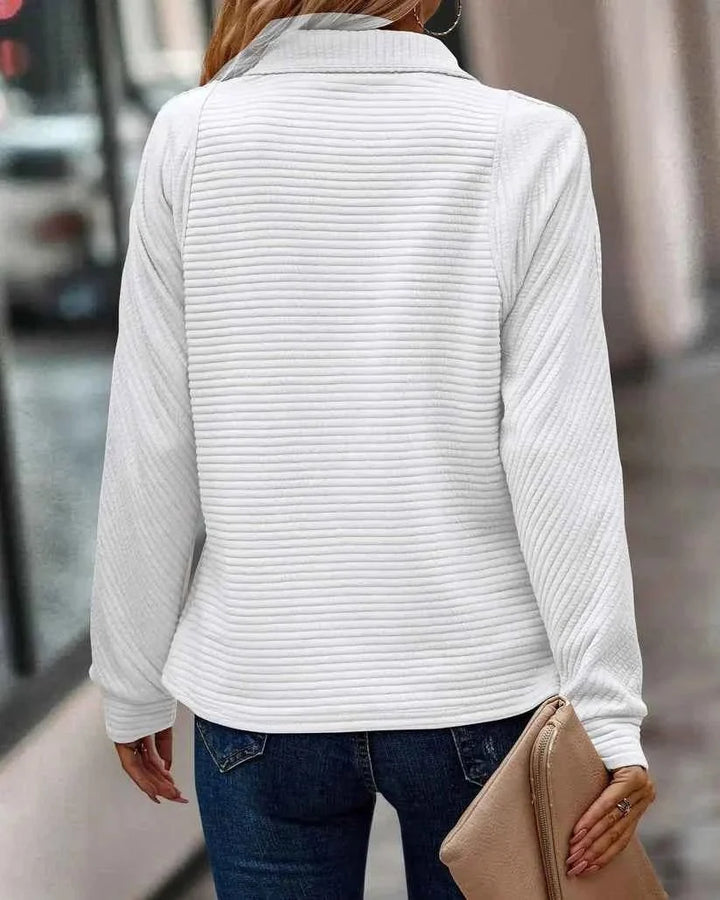 Locker sitzender Rollkragenpullover
