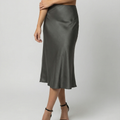 Damen eleganter Satin-Midirock mit fließendem Schnitt und hohem Bund