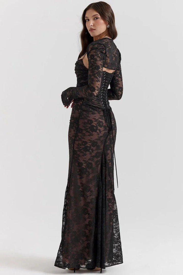 Maxikleid aus Spitze mit langen Ärmeln und transparenten Details