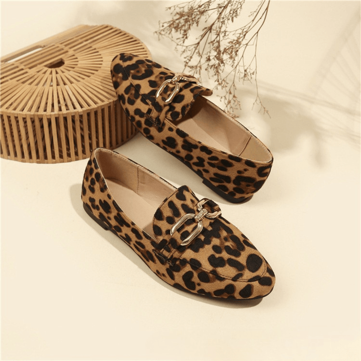 Loafer mit Animal Print & Gold-Detail