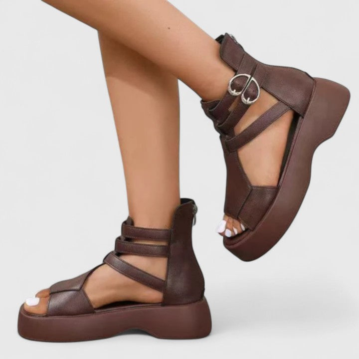 Orthopädische Sandalen