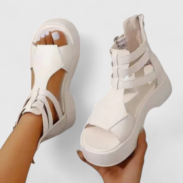 Orthopädische Sandalen