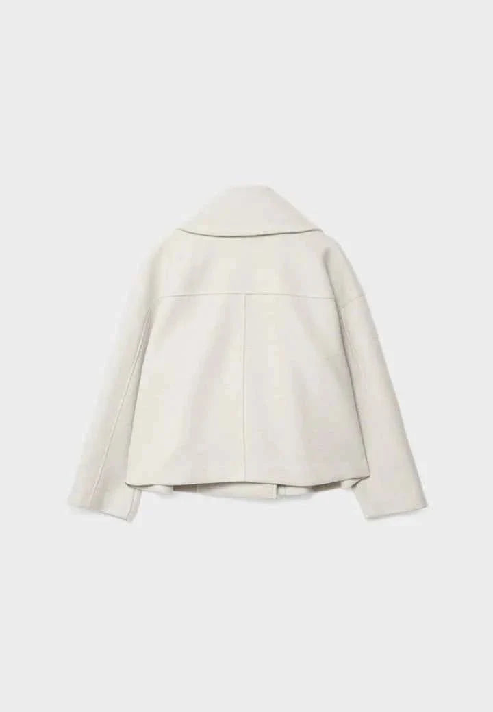 Taillierte Kurzjacke ohne Schnickschnack