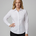Hemdbluse Damen figurbetont mit Knopfdetails